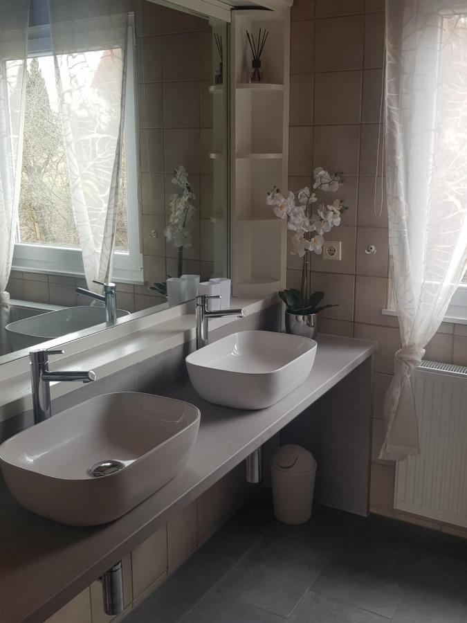 Ferienhaeuser Rhoen - Haus Natalie & Haus Helene Hausen  Zewnętrze zdjęcie